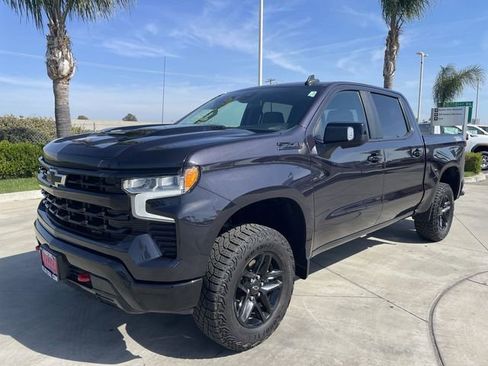 Used 2023 Chevrolet Silverado 1500 LT Trail Boss w/ LT Trail Boss Premium Package image 4