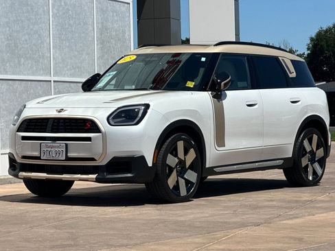 Used 2025 MINI Cooper Countryman S w/ Comfort Package Max AWD/4WD image 8