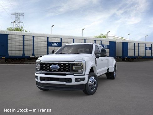 New 2026 Ford F450 Platinum w/ FX4 Off-Road Package AWD/4WD image 3