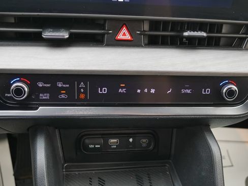 Used 2023 Kia Sportage X-Line w/ X-Line Premium Package AWD/4WD image 48