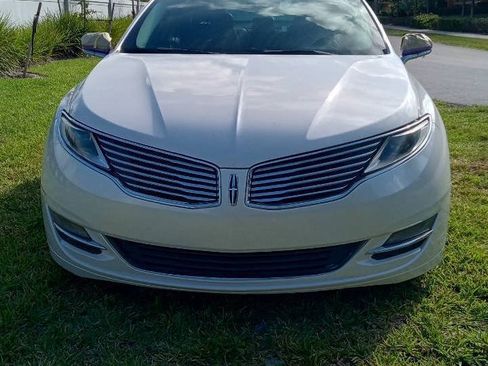 Used 2015 Lincoln MKZ w/ Equipment Group 101A Select FWD image 3