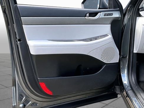 Used 2025 Hyundai Palisade SEL FWD image 22