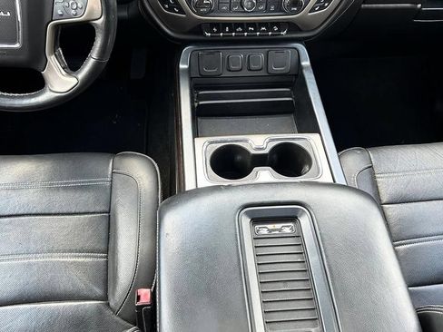Used 2017 GMC Sierra 1500 Denali AWD/4WD image 14