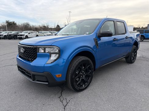 New 2025 Ford Maverick XLT w/ XLT Luxury Package image 8