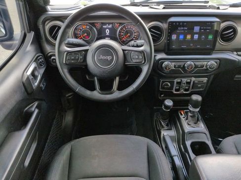 Used 2019 Jeep Wrangler Unlimited Sport S AWD/4WD image 16