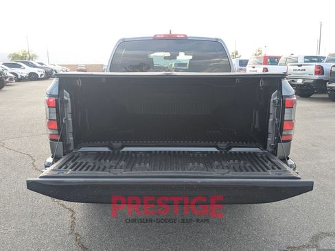 Used 2022 Nissan Frontier S w/ Technology Package RWD image 9