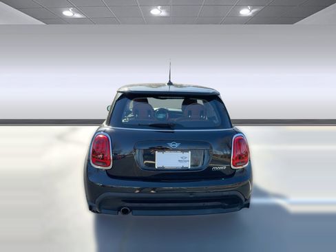Certified 2023 MINI Cooper 2-Door Hardtop w/ Signature Upholstery Package image 10