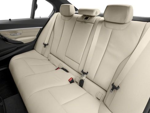 Used 2018 BMW 330e w/ Convenience Package image 36