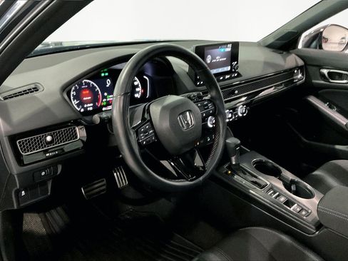 Used 2025 Honda Civic Sport image 16