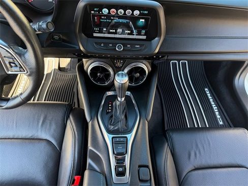 Used 2018 Chevrolet Camaro SS image 11