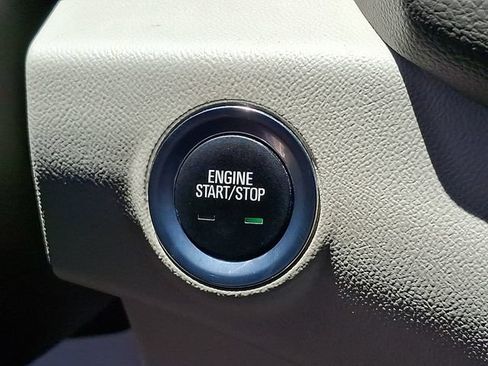 Used 2019 GMC Terrain Denali w/ Advanced Safety Package AWD/4WD image 17