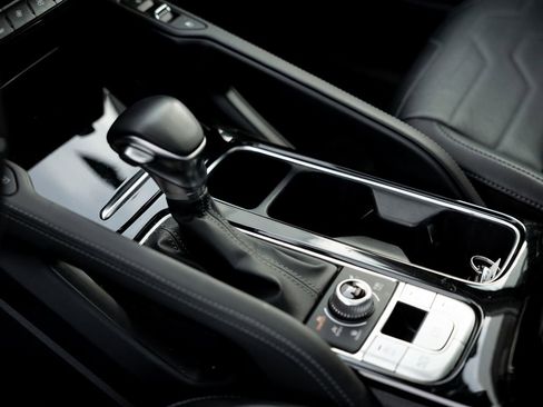 Used 2022 Kia Telluride SX w/ SX Prestige Package AWD/4WD image 19