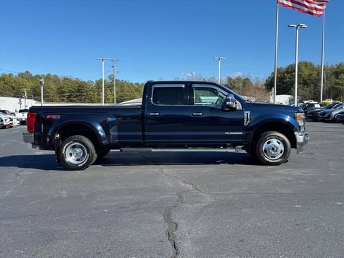 Used 2022 Ford F350 Lariat w/ Lariat Ultimate Package image 2
