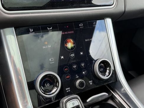 Used 2020 Land Rover Range Rover Sport SVR image 23