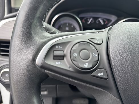 Used 2019 Buick Envision Essence image 20