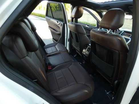 Used 2015 Mercedes-Benz ML 350 4MATIC image 40