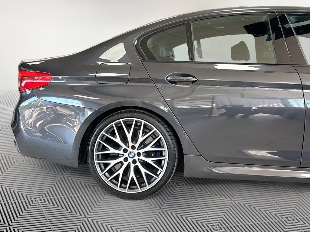 Used 2020 BMW M550i xDrive AWD/4WD image 15