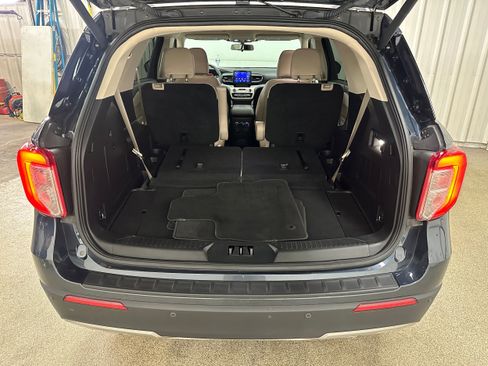 Certified 2023 Ford Explorer XLT w/ Equipment Group 202A image 29