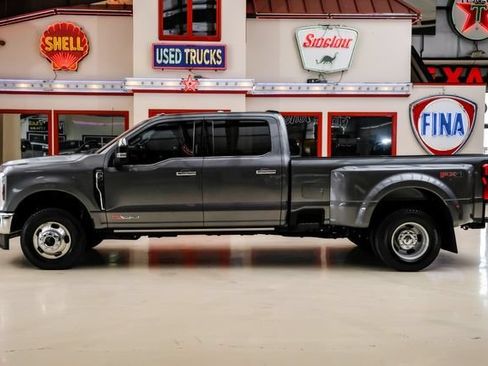 Used 2024 Ford F350 Lariat w/ Lariat Ultimate Package AWD/4WD image 12