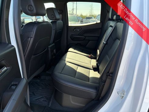 Used 2023 Chevrolet Colorado LT w/ LT Convenience Package III AWD/4WD image 25