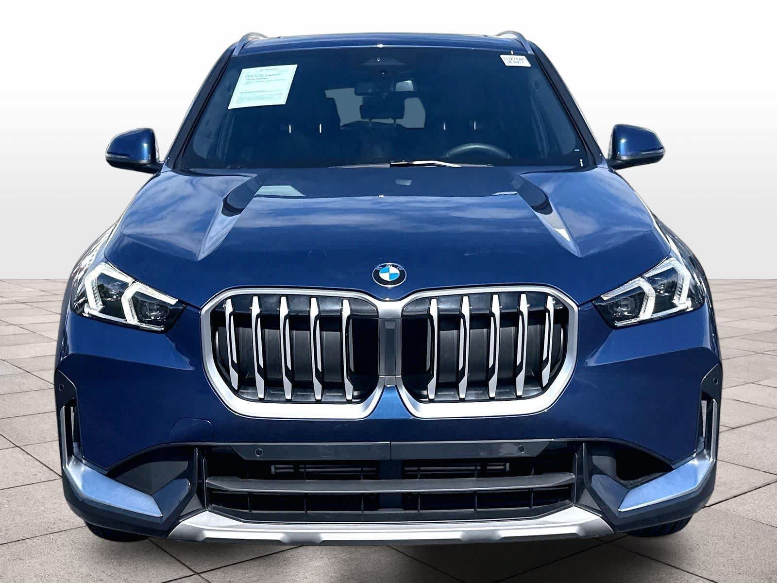 Used 2025 BMW X1 xDrive28i w/ Convenience Package AWD/4WD image 2