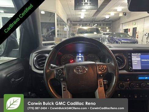 Used 2021 Toyota Tacoma TRD Off-Road w/ Technology Package AWD/4WD image 31