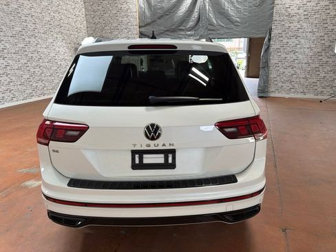 Used 2024 Volkswagen Tiguan SE R-Line FWD image 6