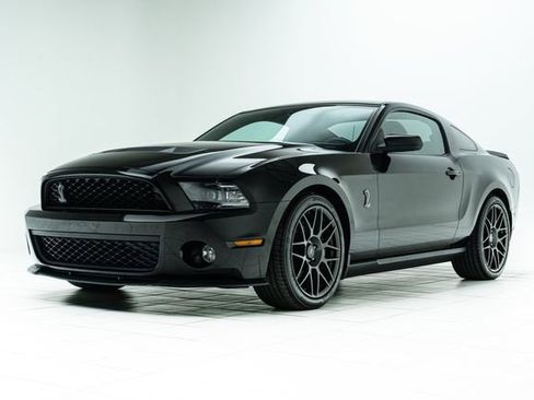 Used 2012 Ford Mustang Shelby GT500 w/ SVT Performance Pkg image 8