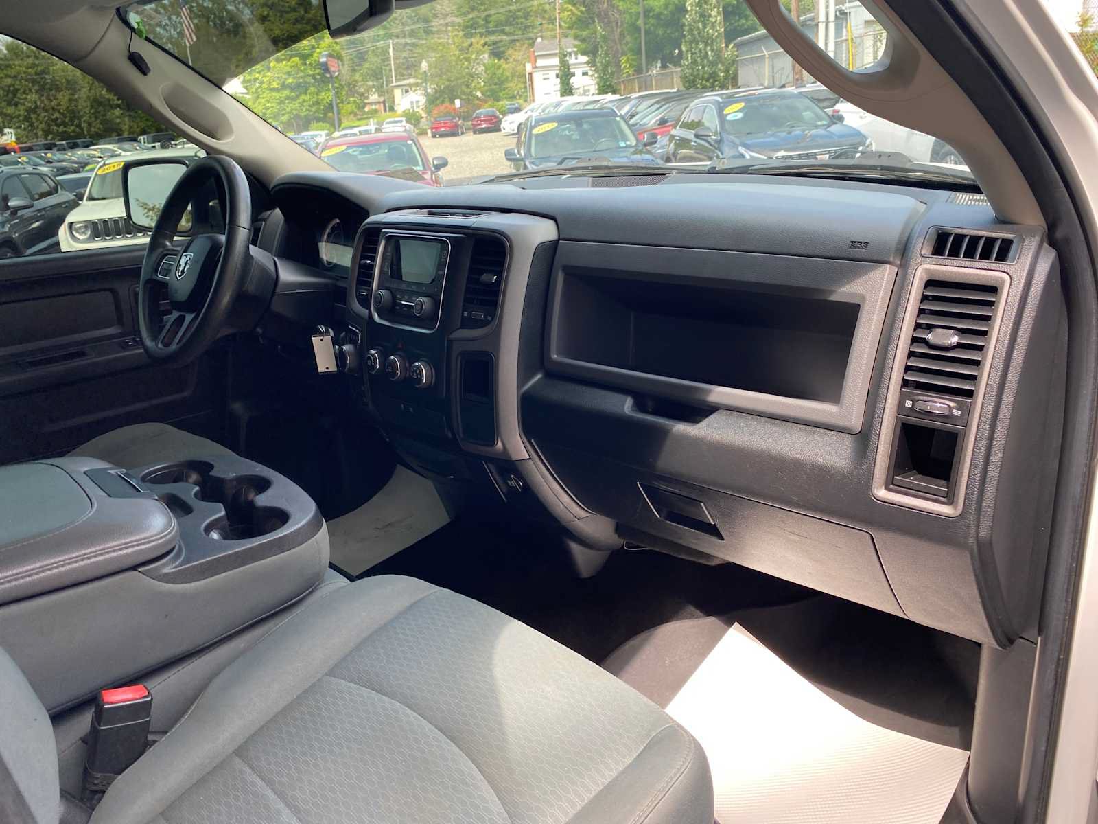 Used 2016 RAM 1500 Express AWD/4WD image 22