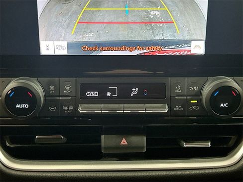 Used 2024 Toyota Grand Highlander XLE image 13