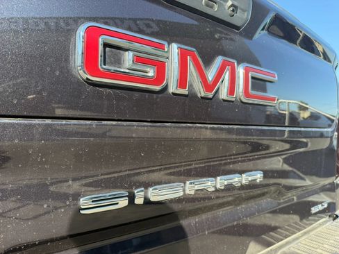 Used 2025 GMC Sierra 1500 SLT AWD/4WD image 28