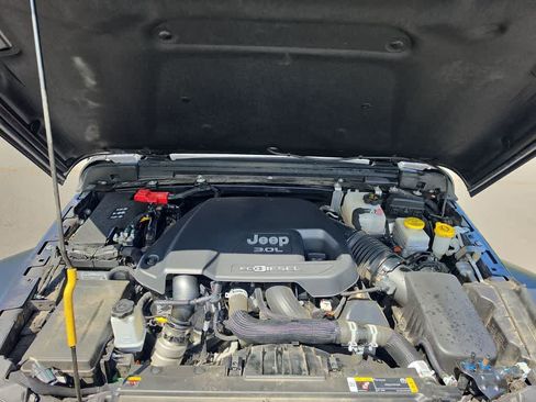 Used 2023 Jeep Wrangler Unlimited Sport AWD/4WD image 25