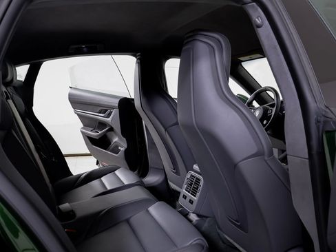 Certified 2025 Porsche Taycan Turbo AWD/4WD image 26