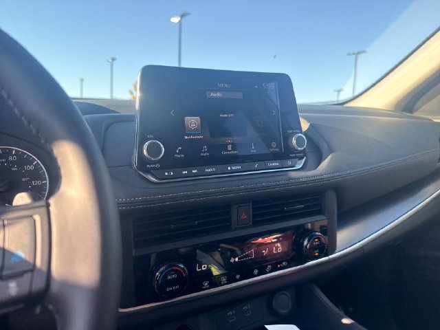 Certified 2026 Nissan Rogue SV AWD/4WD image 19