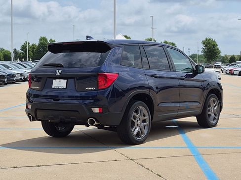 Used 2023 Honda Passport EX-L image 6