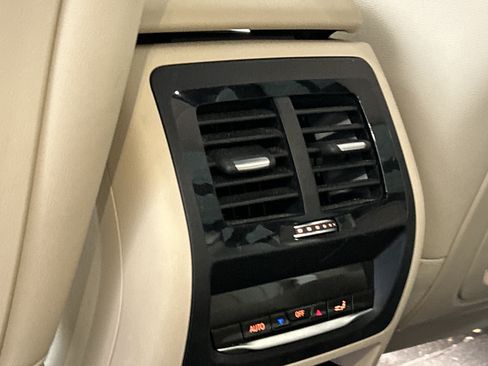 Used 2019 BMW X3 sDrive30i RWD image 9