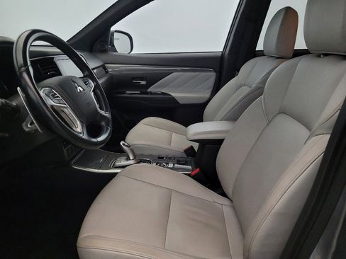 Used 2019 Mitsubishi Outlander SEL AWD/4WD image 17