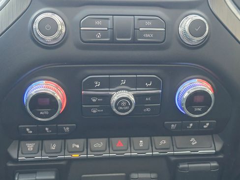 Used 2020 GMC Sierra 2500 Denali w/ Denali Ultimate Package image 33