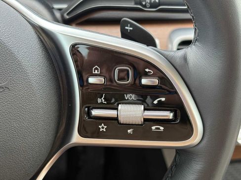 Certified 2022 Mercedes-Benz GLS 450 4MATIC image 23