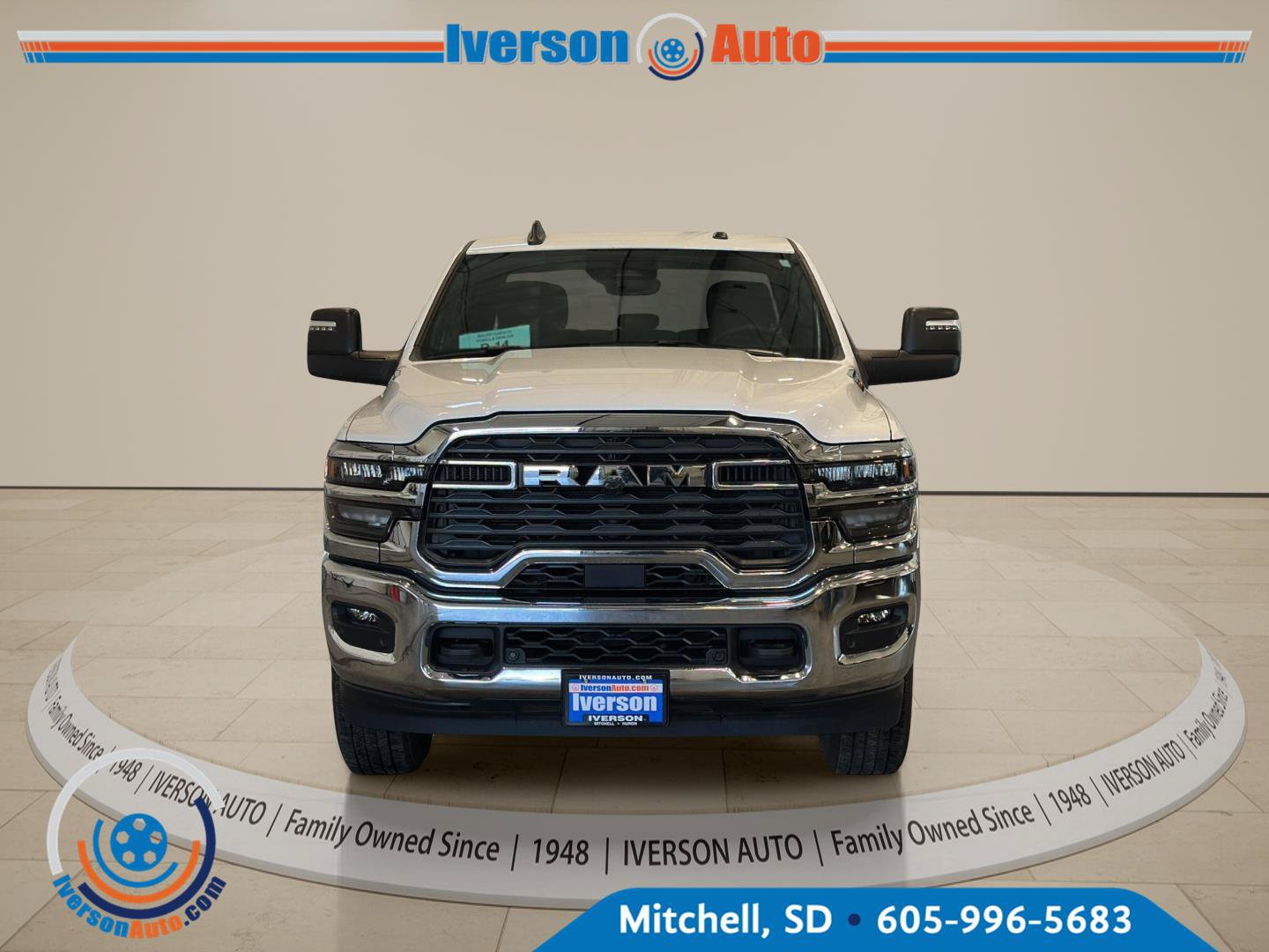 Used 2026 RAM 2500 Big Horn AWD/4WD image 2