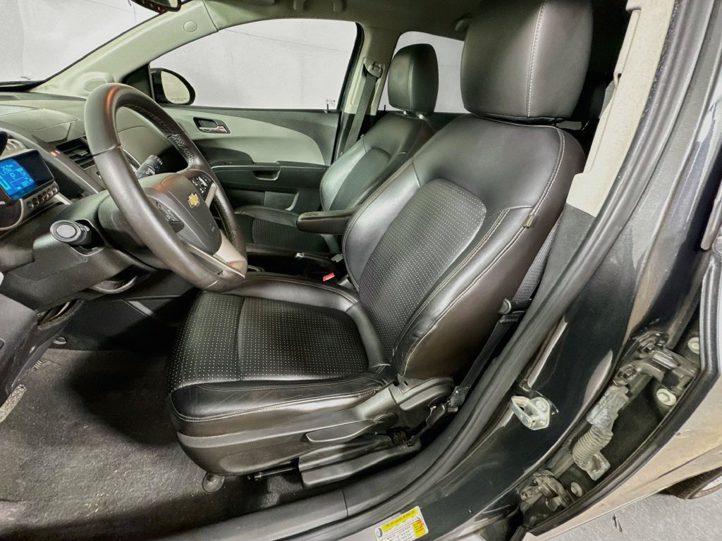 Used 2015 Chevrolet Sonic LTZ FWD image 24