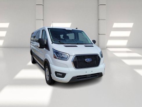Used 2023 Ford Transit 350 XLT RWD image 3
