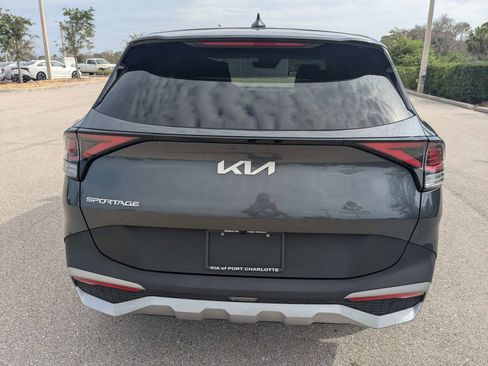 Certified 2023 Kia Sportage EX FWD image 5