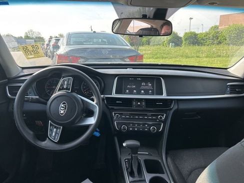 Used 2020 Kia Optima LX FWD image 5