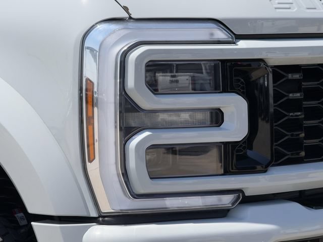 Used 2026 Ford F450 Platinum w/ FX4 Off-Road Package AWD/4WD image 21