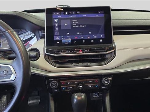 Used 2022 Jeep Compass Limited w/ Sun and Sound Group image 18