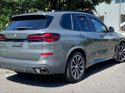 Used 2026 BMW X5 xDrive50e w/ M Sport Package AWD/4WD image 12