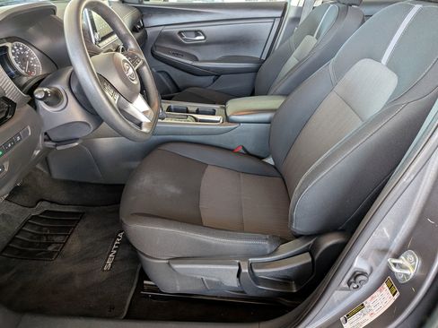 Used 2024 Nissan Sentra SV image 11
