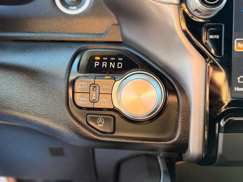 Used 2023 RAM 1500 Laramie image 25