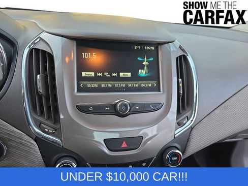 Used 2017 Chevrolet Cruze LT w/ Convenience Package image 8